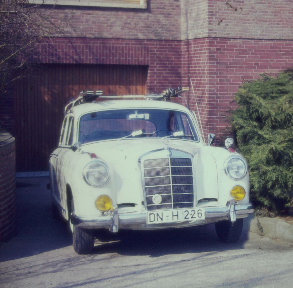 1972.02 - Mein W105